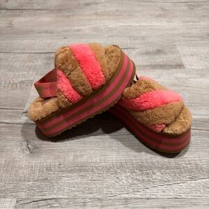 UGG Pink and Brown Tan Fluffy Slippers platform slip Disco Fluffy Sandals